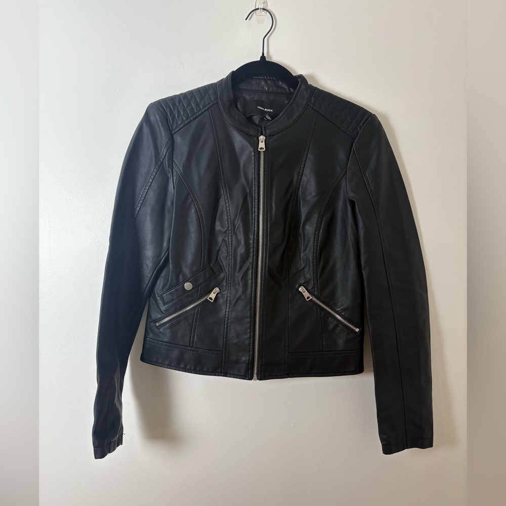 Vero Moda Women’s Favodona Faux Leather jacket Size M Black